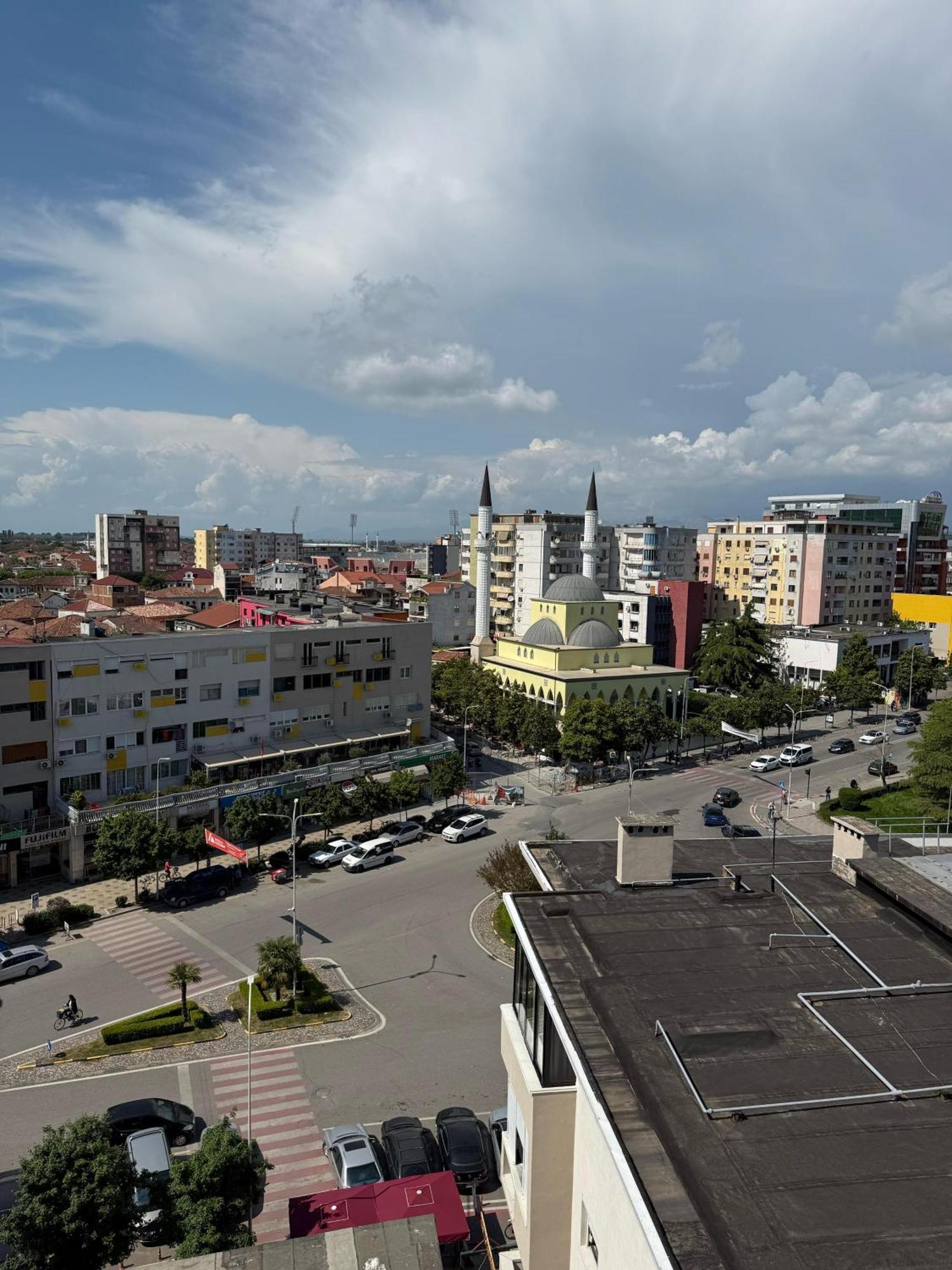 Amy'S Luxury Appartment Shkoder Luaran gambar
